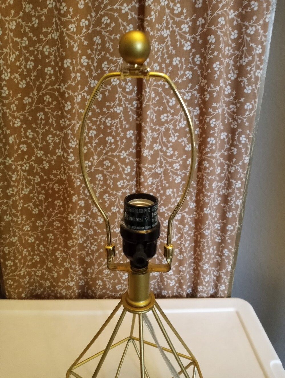 Gold Geometric Lamp, Wire Frame - Picture 8 of 8
